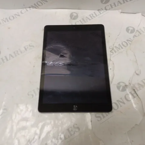 APPLE IPAD IN GREY MODEL A1474 