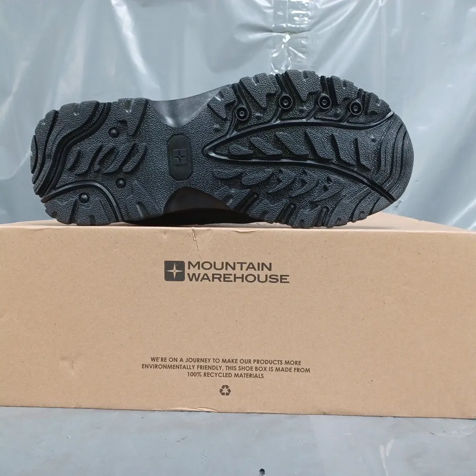 BOXED PAIR OF MOUNTAIN WAREHOUSE ADVENTURER WATERPROOF HIKING BOOTS IN DEEP TEAL/TAN SIZE UK 6