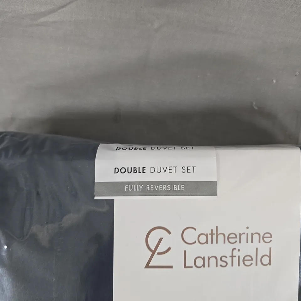 CATHERINE LANSFIELD DOUBLE DUVET SET – SIGNATURE COLLECTION, NAVY (FULLY REVERSIBLE)