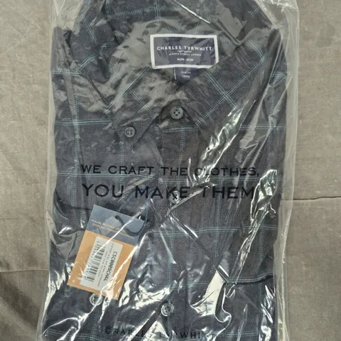 CHARLES TYRWHITT CHARCOAL GREY AND GREEN WINDOWPANE CHECK SLIM FIT SHIRT SIZE LARGE