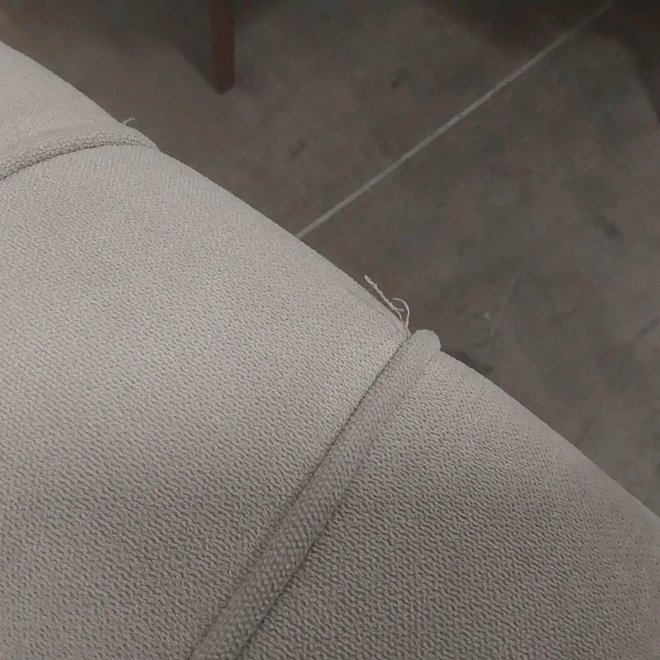 76CM WIDE CLASSIC PUSH BACK RECLINER WITH TUFTED BACK AND RIVETS