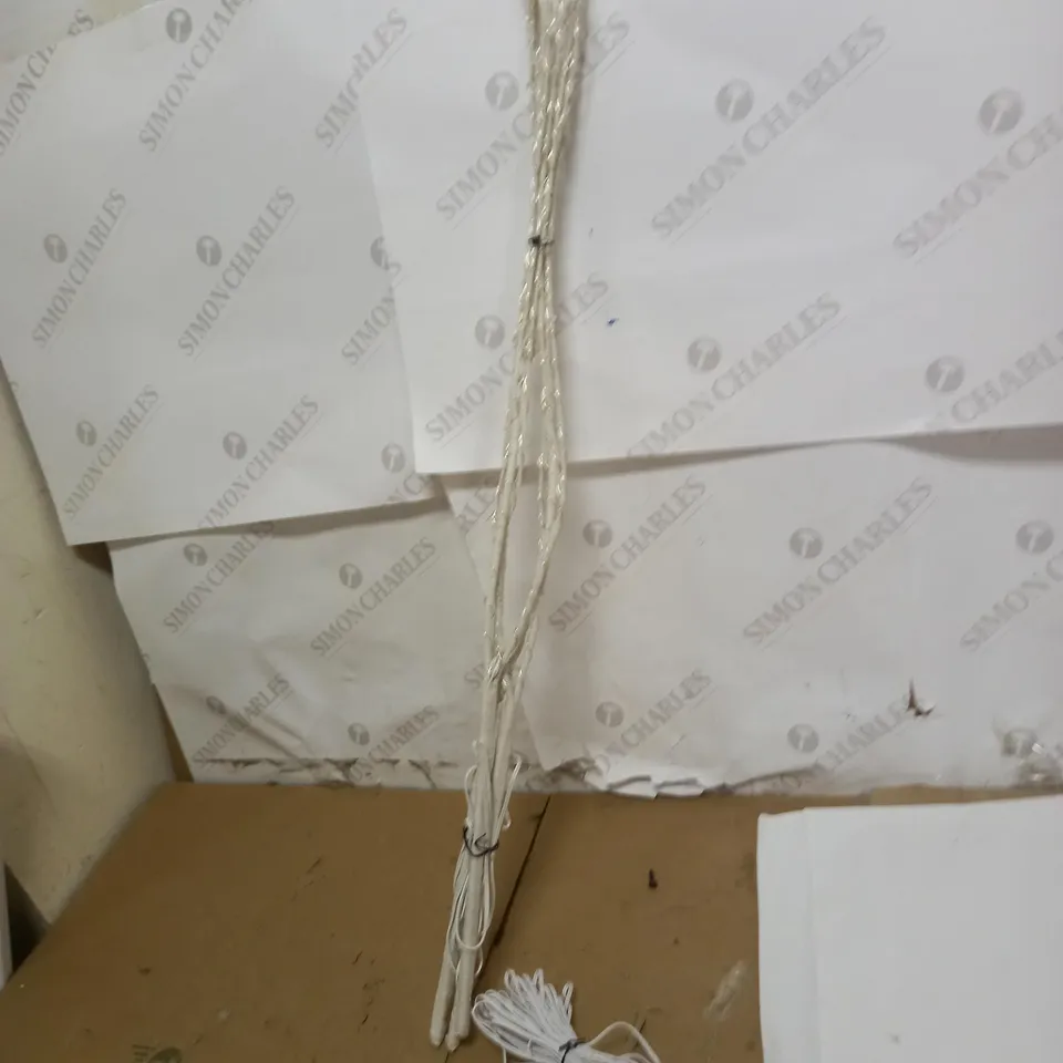 3 BRANCH LIGHTS PURE WHITE LEDS