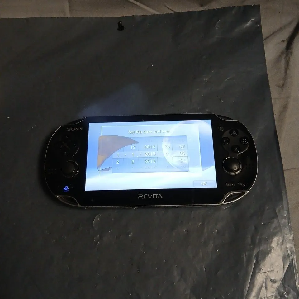 PS VITA GAMING DEVICE