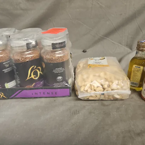TOTE OF APPROXIMATELY 11 ASSORTED FOOD AND DRINK ITEMS TO INCLUDE LOR COFFEE , HONEY , OLIVE OIL , ETC