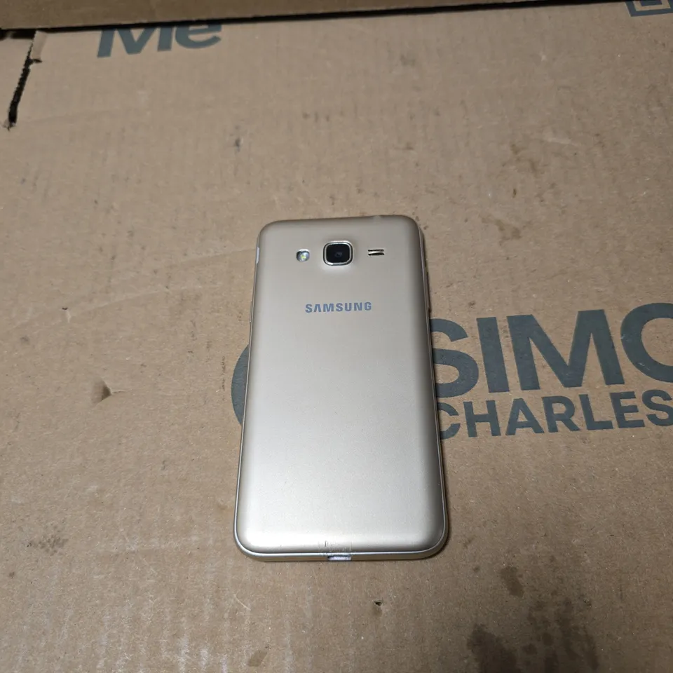 SAMSUNG SMART PHONE (MODEL UNSPECIFIED) 