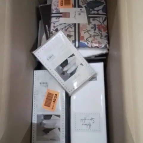 BOX CONTAINING APPROXIMATELY 15 UNITS OF BRAND NEW PILLOW CASES AND BEDDING SHEETS