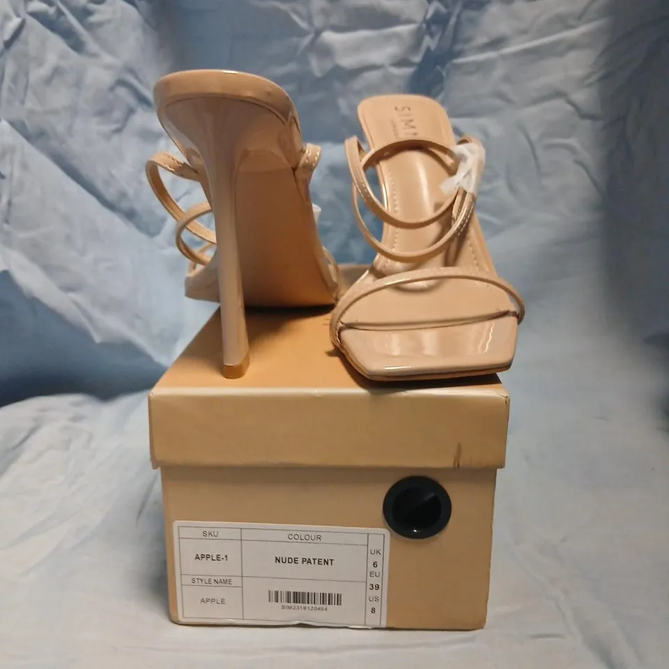 SIMMI LONDON APPLE NUDE PATENT SANDALS – UK 6