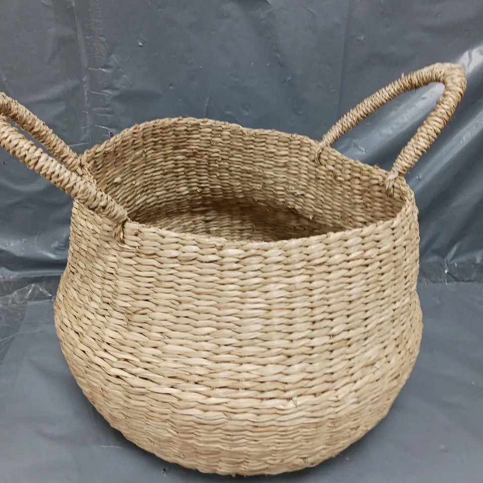 SEAGRASS STORAGE/DECOR BASKET RRP £14