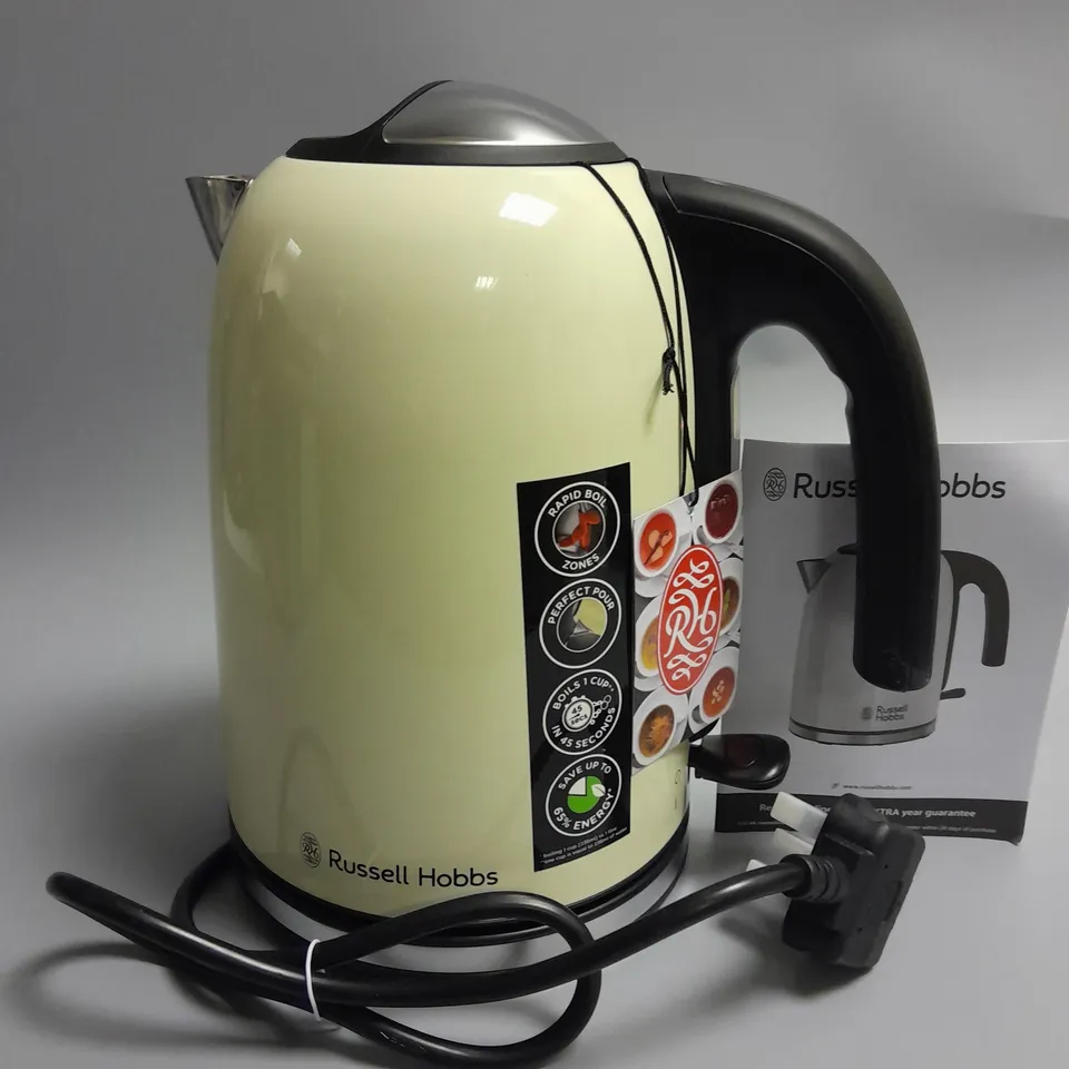 RUSSELL HOBBS STAINLESS STEEL KETTLE - CREAM
