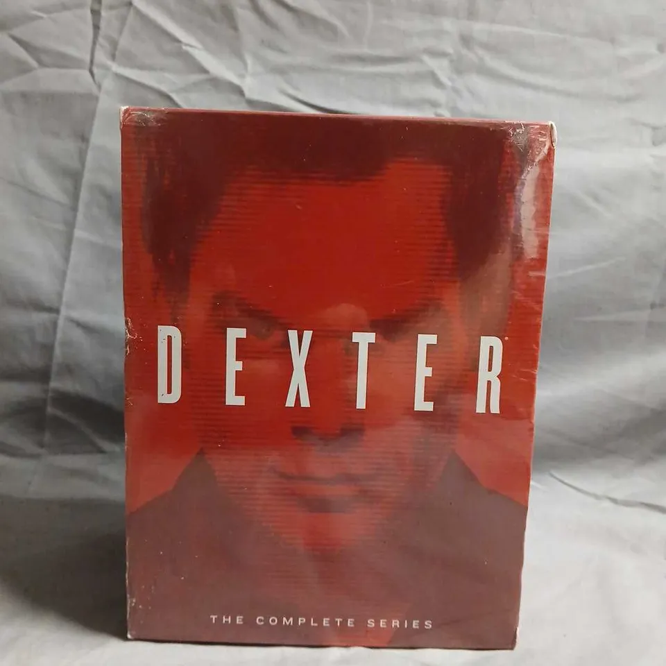 DEXTER: THE COMPLETE SERIES – DVD BOX SET
