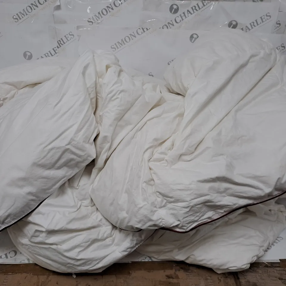 TEMPUR DOWN BLEND QUILT IN WHITE - SIZE UNSPECIFIED