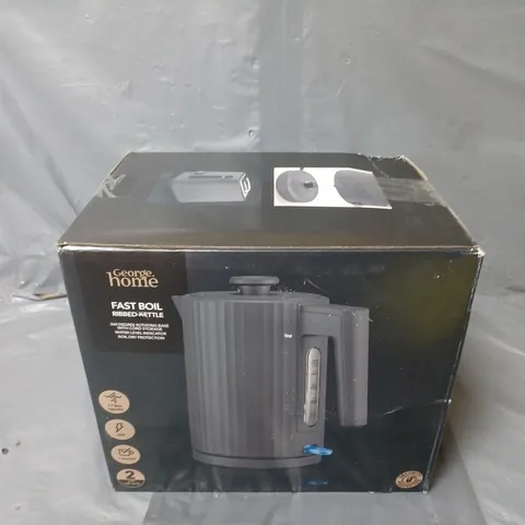 BOXED HOME FAST BOIL RIBBED KETTLE IN BLACK