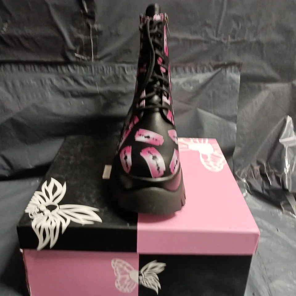 KOI WOMEN'S BLACK COMBAT BOOTS WITH PINK PATTERN, BOXED SIZE 3