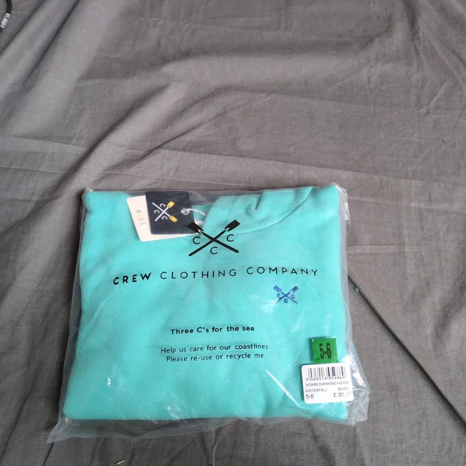 CREW CLOTHING COMPANY KIDS' OVERHEAD HOODIE – WATERFALL, UK 5-6