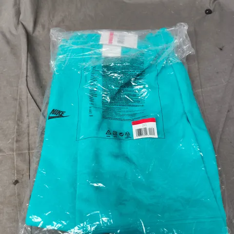 BAGGED NIKE TECH JOGGERS - LARGE 