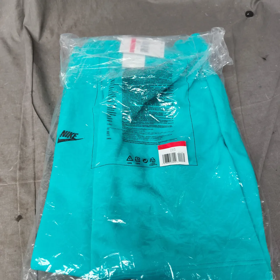 BAGGED NIKE TECH JOGGERS - LARGE 