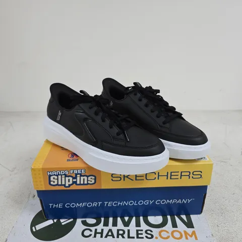 SKECHERS BLACK SLIP IN TRAINERS SIZE 7 BOXED