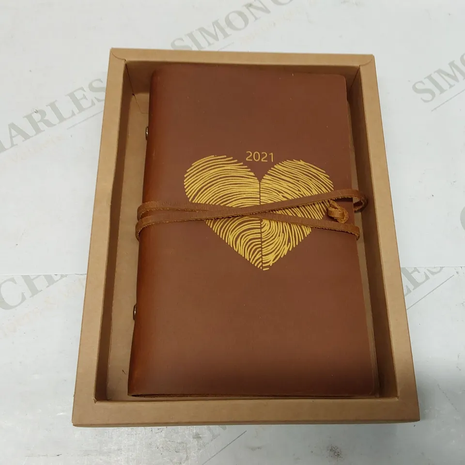 BOX OF APPROXIMATELY 10X BRAND NEW ASSORTED PRODUCTS TO INCLUDE;