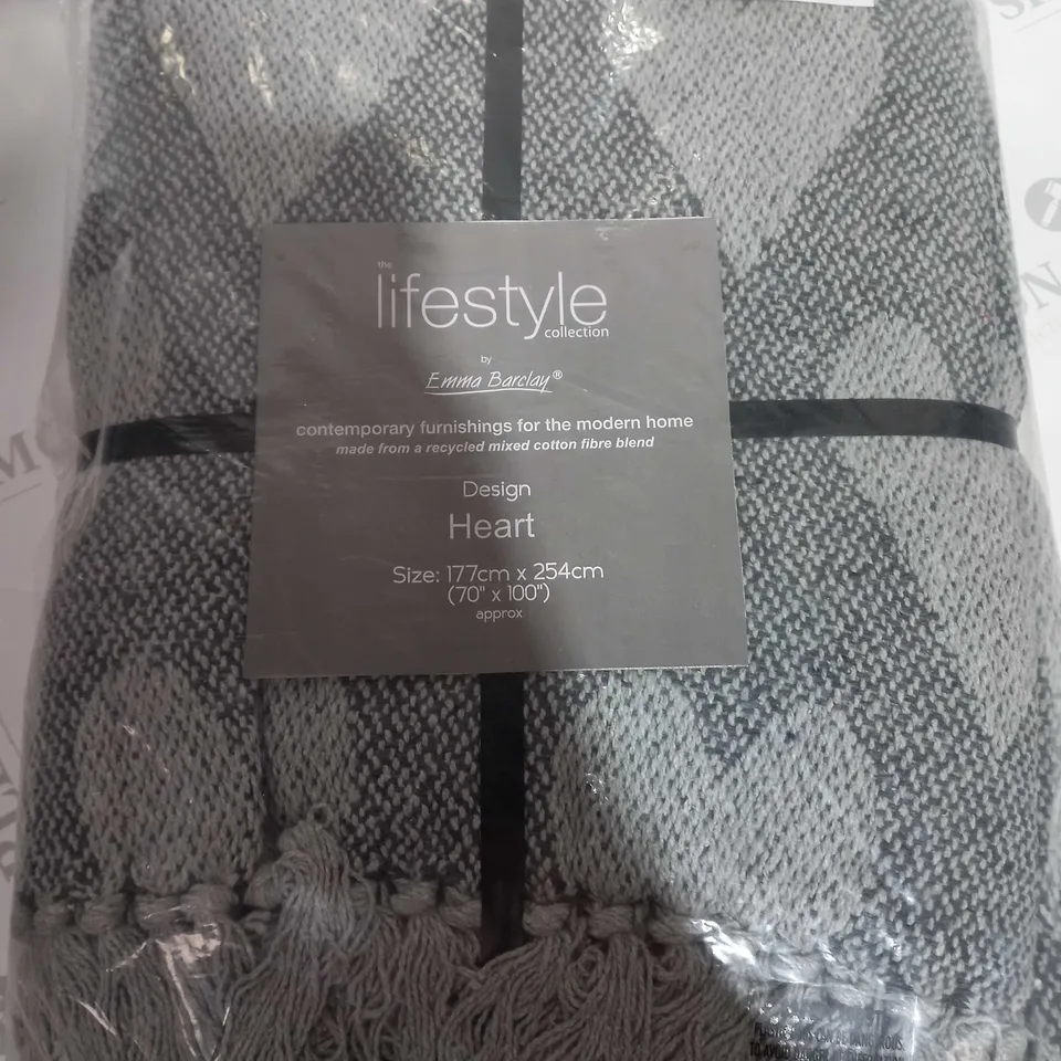 LIFESTYLE COLLECTION THROW SIZE 177CN X 254CM