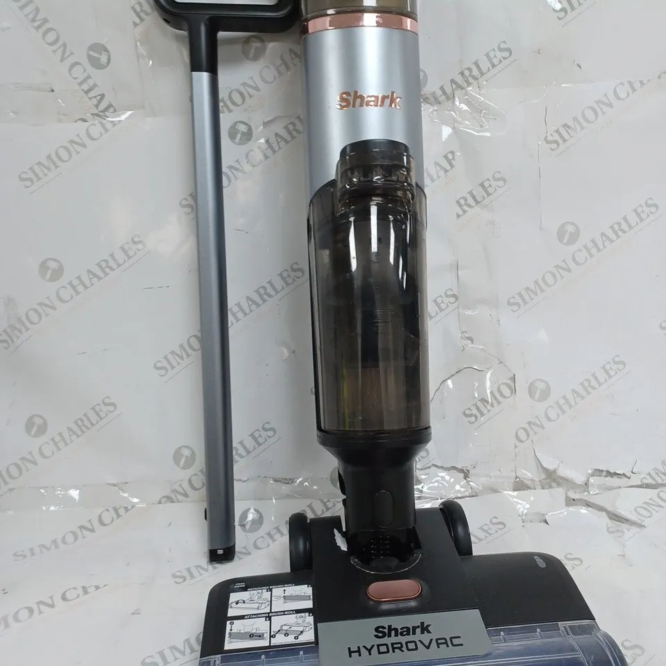 SHARK CORDLESS HYDROVAC 3-IN-1 HARD FLOOR CLEANING SYSTEM WD210UK