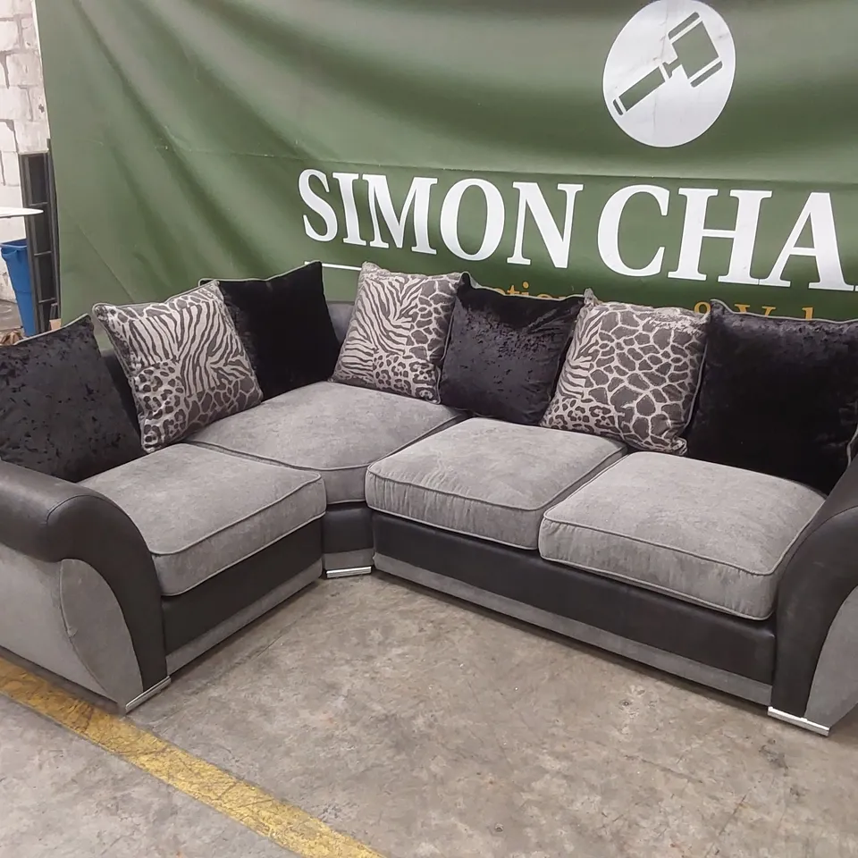 DESIGNER SCATTER BACK CORNER SOFA GROUP