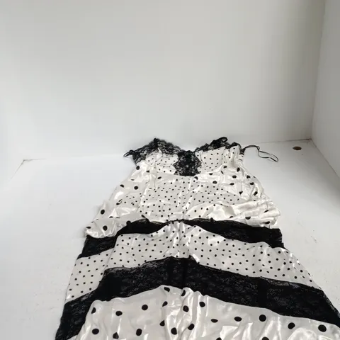 NOBODY'S CHILD X POPPY DELEVINGNE – LAUREN LACE TRIM DRESS, WHITE, UK 16