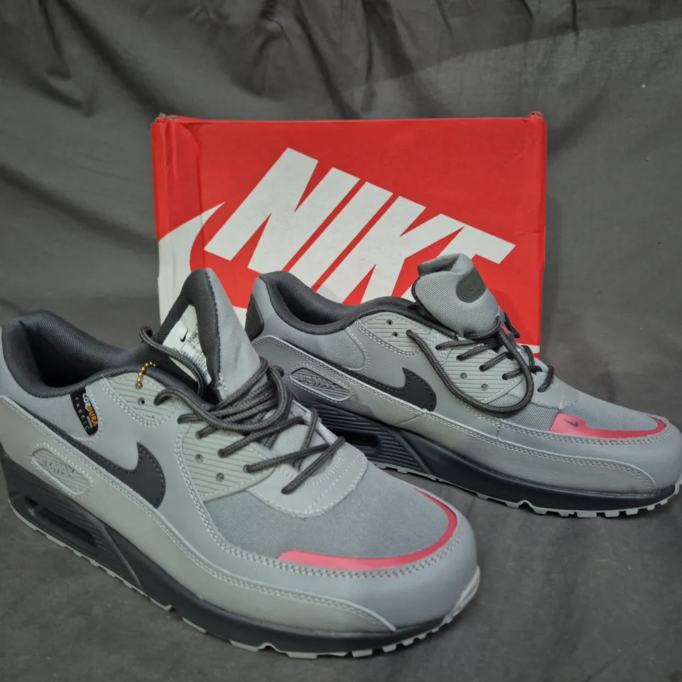 BOXED PAIR OF GREY NIKE AIR MAX 90 SIZE 11