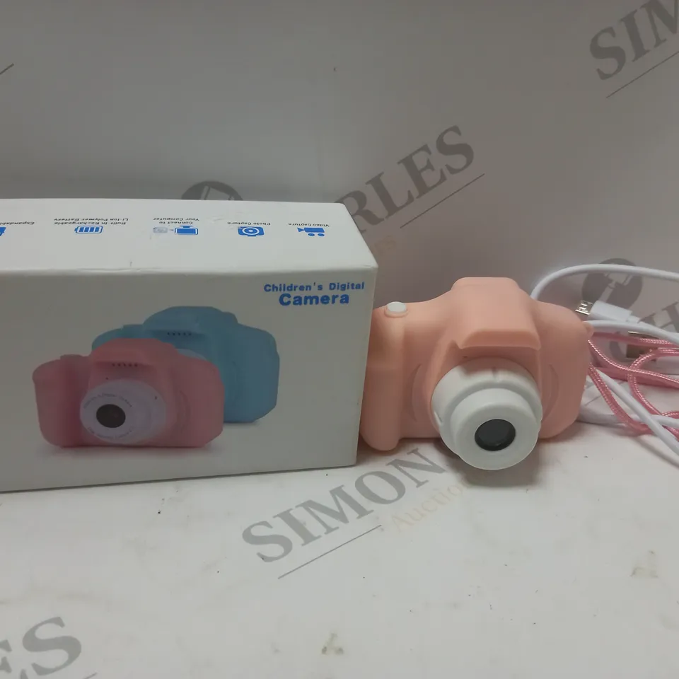 BOXED CHILDRENS DIGITAL CAMERA IN PINK