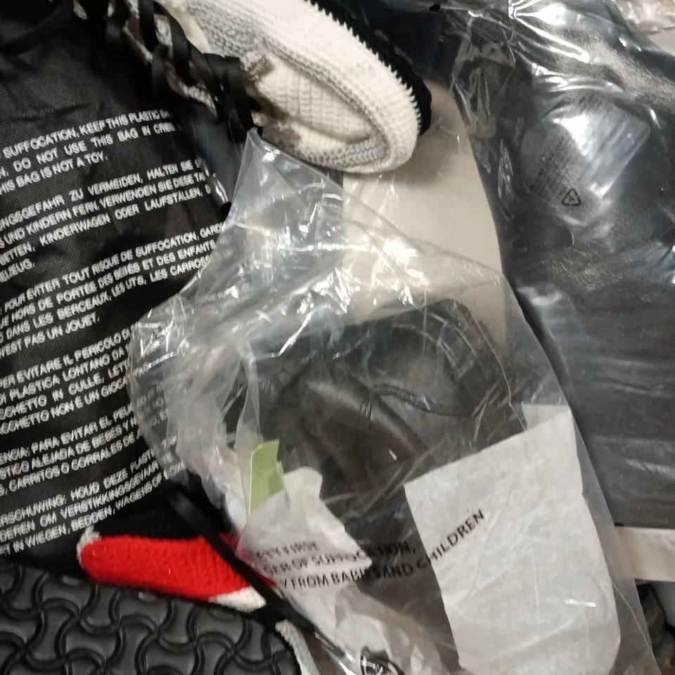 BOX OF APPROXIMATELY 15 ASSORTED PAIRS OF SHOES AND FOOTWEAR ITEMS IN VARIOUS COLOURS, STYLES, AND SIZES - COLLECTION ONLY