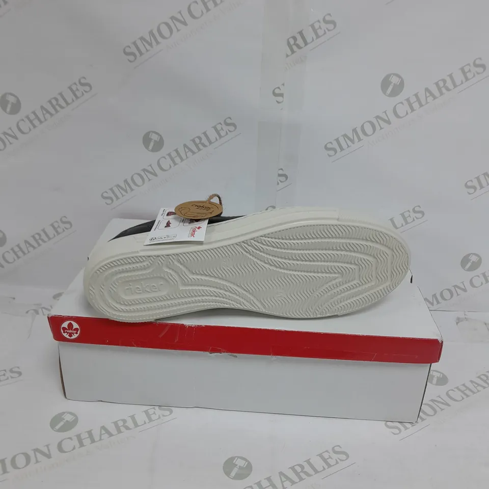 BOXED PAIR OF RIEKER CHUNKY SOLE ZIP TRAINERS IN BLACK SIZE 7.5