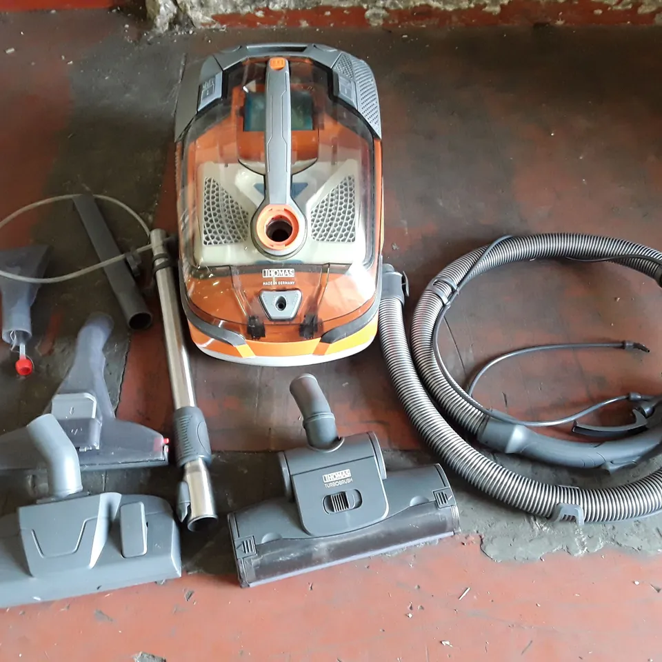 THOMAS WET & DRY VACUUM CLEANER 
