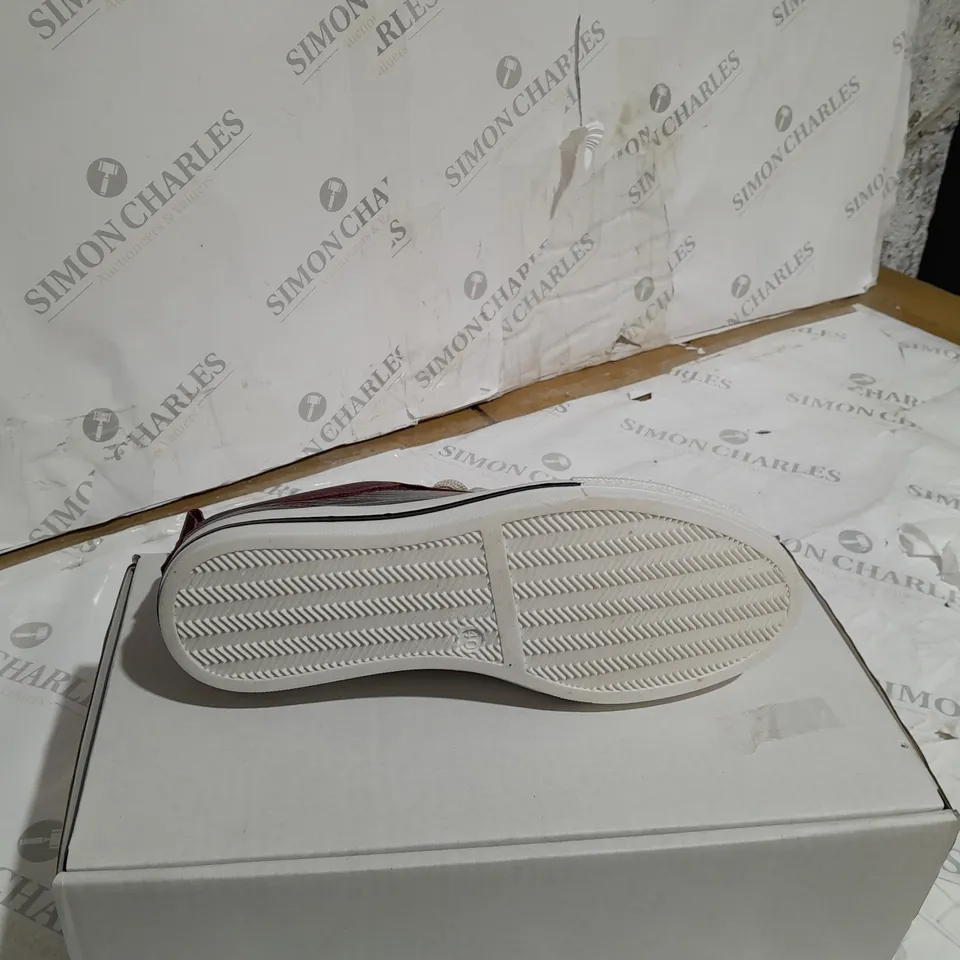 BOXED BURGUNDY TRAINERS SIZE 7