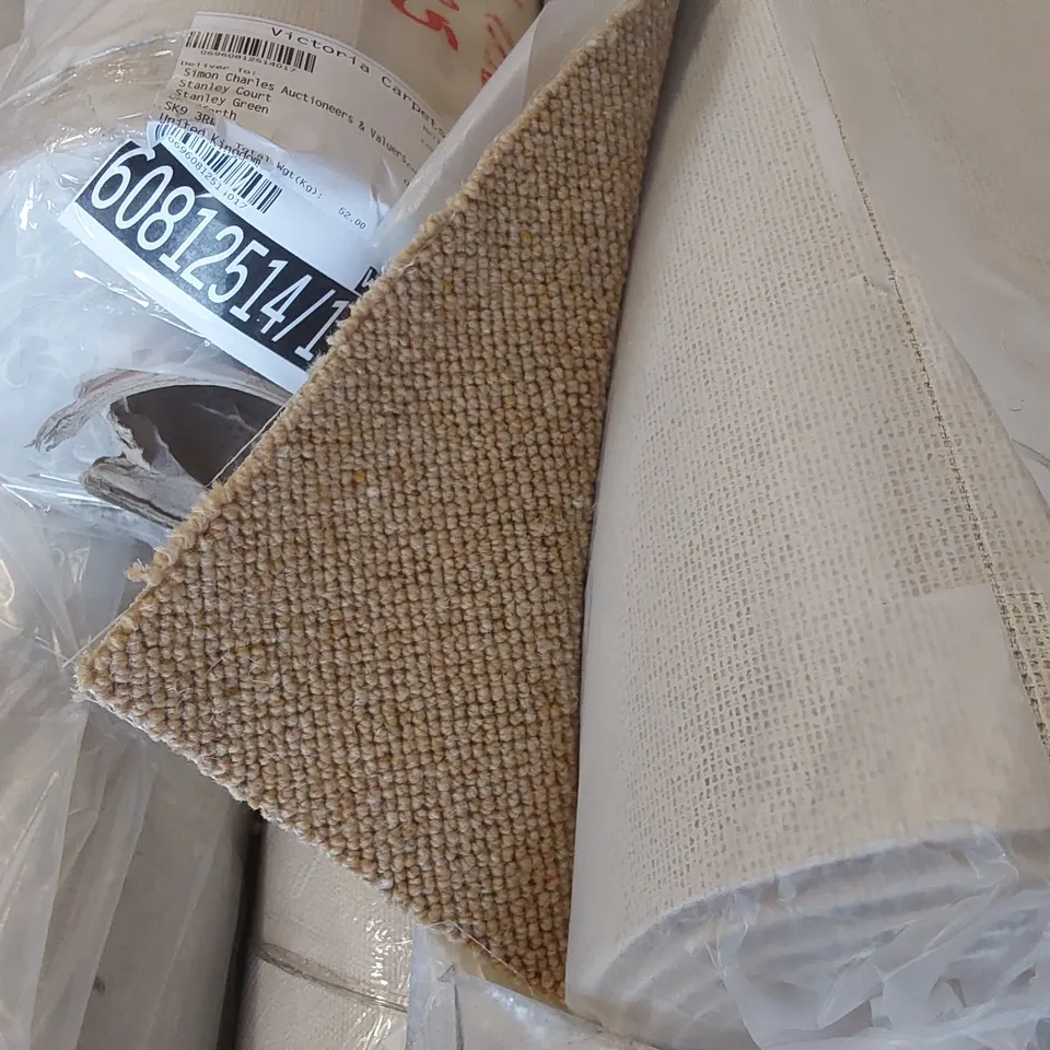 ROLL OF QUALITY HABBERLEY RIDGE HARVEST CROP CARPET - APPROXIMATELY 3.75 x 5m