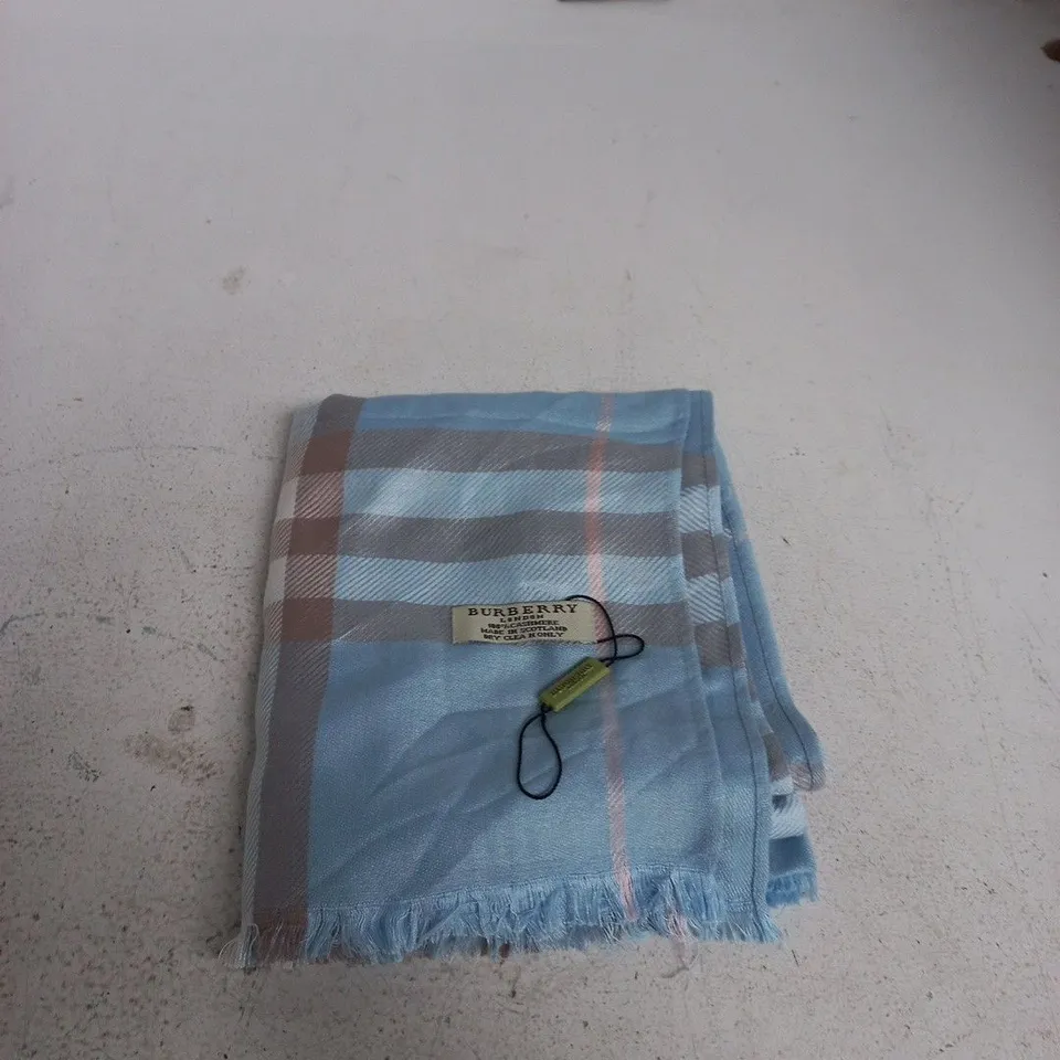 BURBERRY SCARF – LIGHT BLUE CHECKED PATTERN