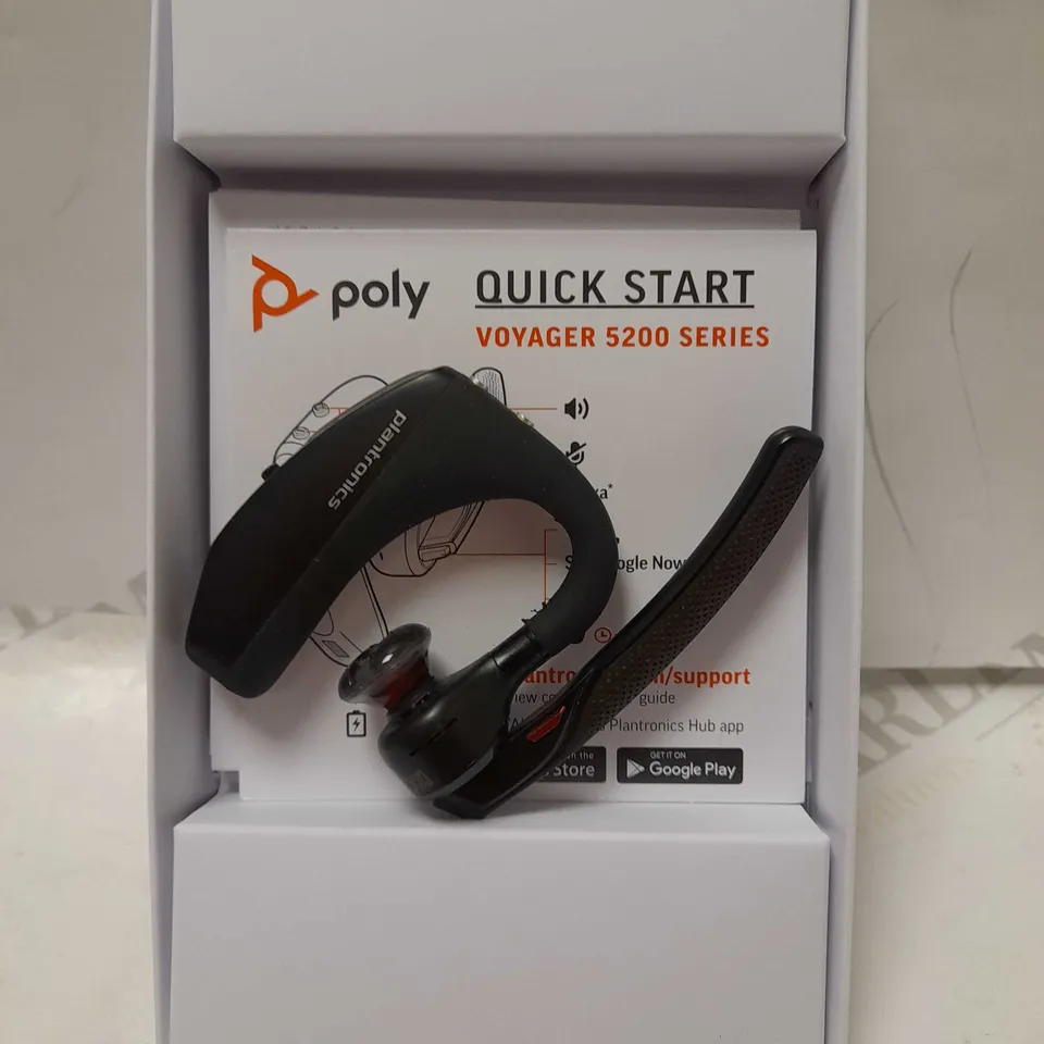 PLANTRONICS VOYAGER 5200 BLUETOOTH OVER EAR HEADSET 