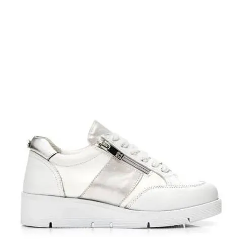 BOXED PAIR OF MODA IN PELLA AMBIENNE WHITE LEATHER TRAINERS - UK SIZE 7