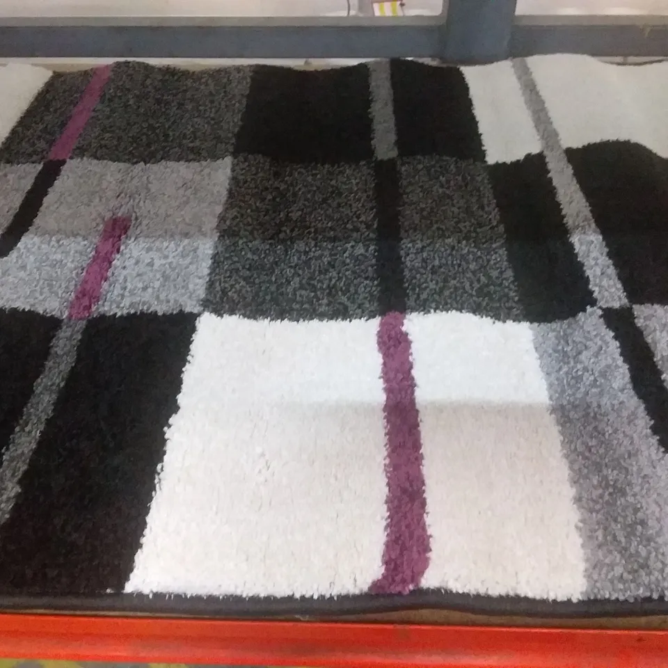 ESTHER RUG BLACK GREY - CREAM / PURPLE 