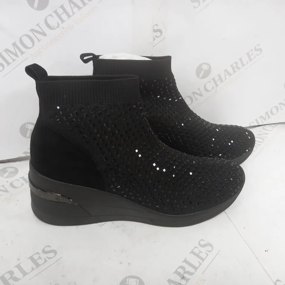 DUNE LONDON ENVY TRAIN BLACK IZE 5