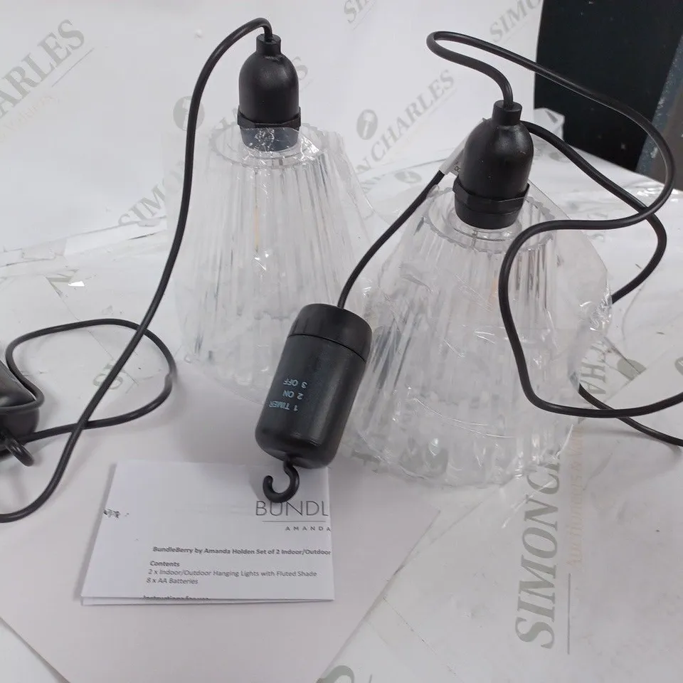 BUNDLEBERRY BY AMANDA HOLDEN SET OF 2 INDOOR OUTDOOR LIGHTS WITH FLUTED SHADE