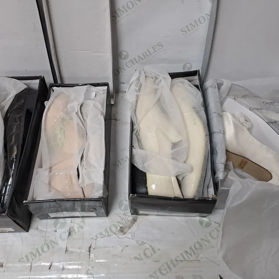 APPROXIMATELY 10 PAIRS OF ASSORTED BOXED AND UNBOXED SHOES TO INCLUDE SANDALS, AND TRAINERS 