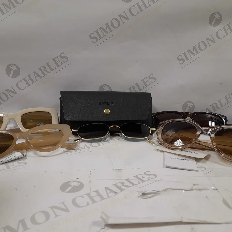 LOT OF APPROX 12 SUNGLASSES