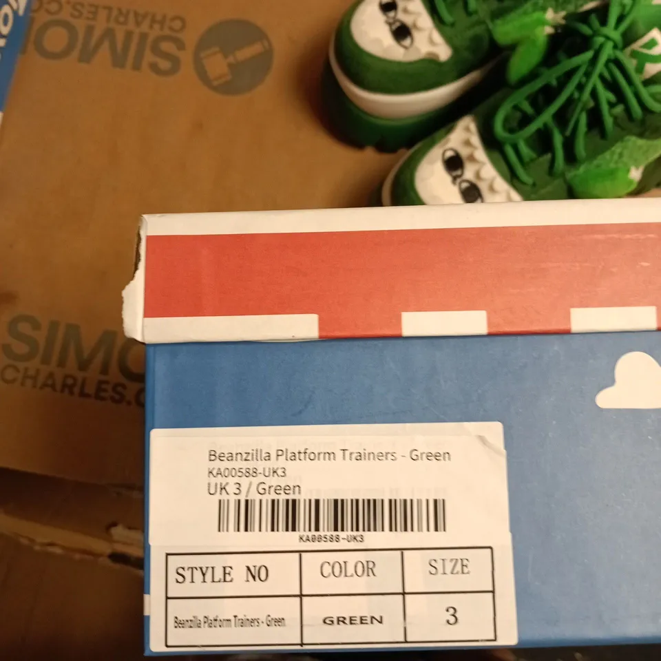 KOI BEANZILLA PLATFORM TRAINERS - GREEN, UK3 (BOXED)
