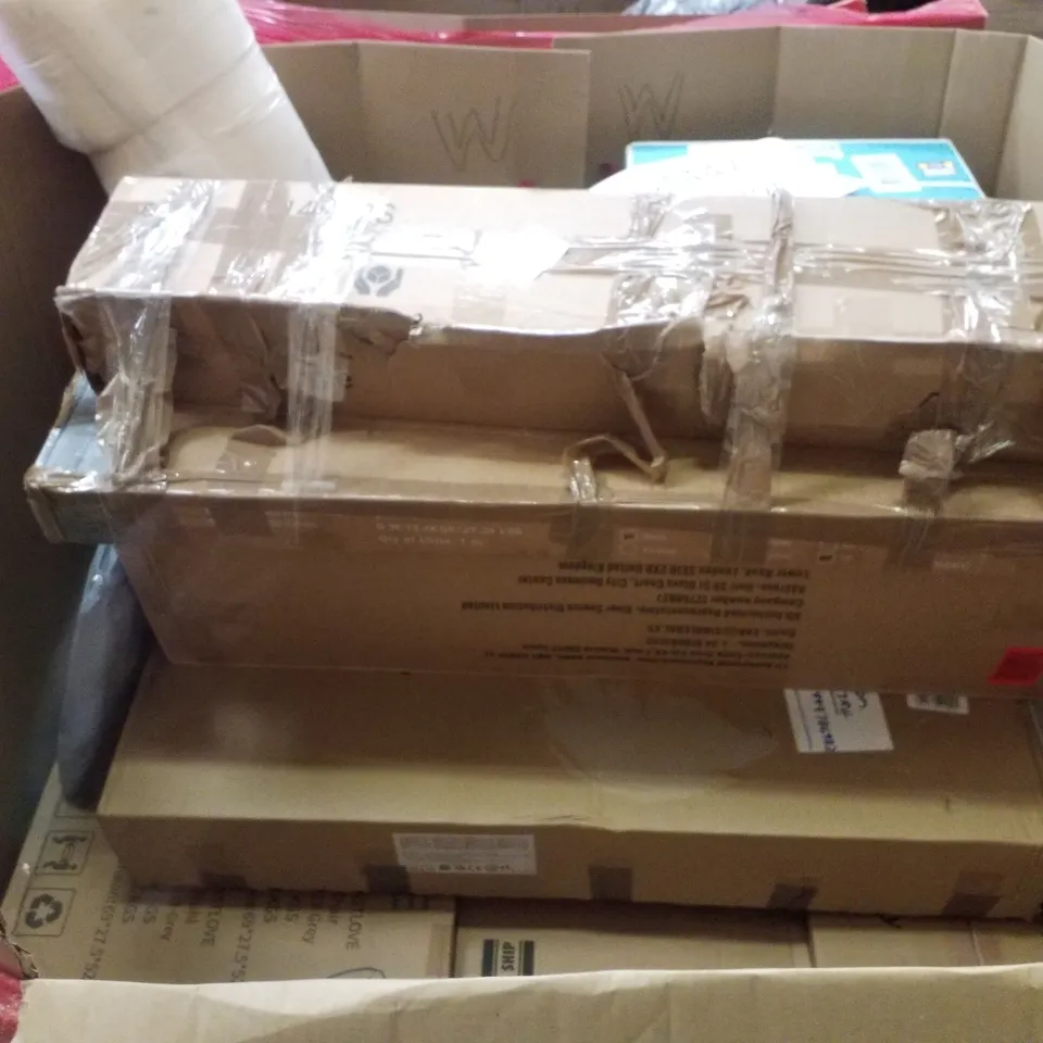 PALLET CONTAINING ASSORTED PRODUCTS INCLUDING TOILET SEAT, STROLLER, POP UP TENT & SMALL DOUBLE MATTRESS 