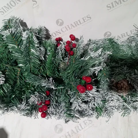 BOXED DECORATIVE FESTIVE GARLAND