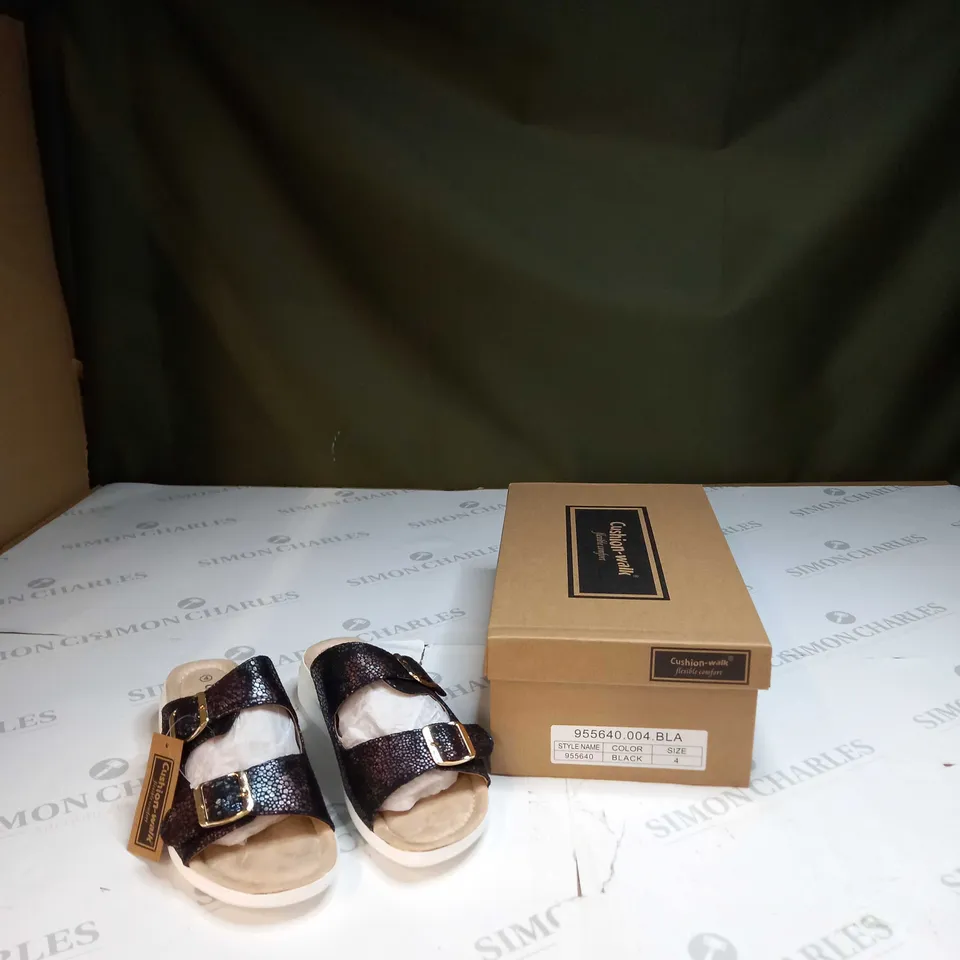 BOXED PAIR OF CUSHION WALK BLACK STRAPPED SANDALS - SIZE 4
