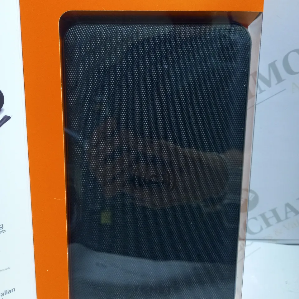 CYGNETT LAPTOP POWER BANK AND WIRELESS PHONE CHARGER