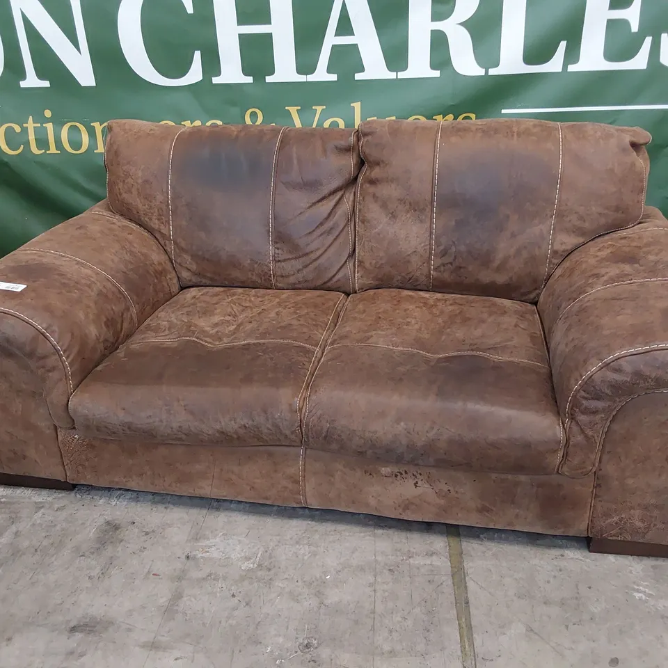 DESIGNER TWO SEATER SOFA DISTRESSED BROWN LEATHER WITH CONTRASTING STITCHING 