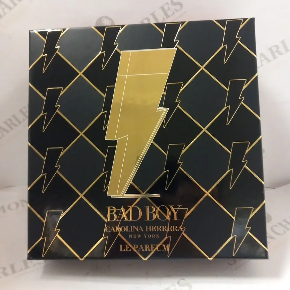 BOXED CAROLINA HERRERA BAD BOY LE PARFUM GIFT SET