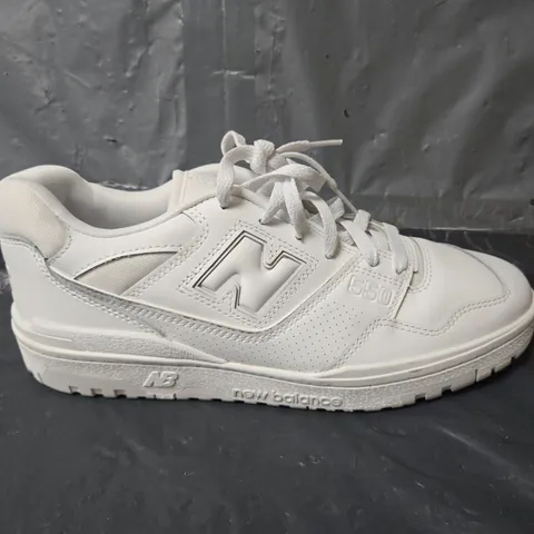 UNBOXED PAIR OF NEW BALANCE 550 TRAINERS IN WHITE - UK 9