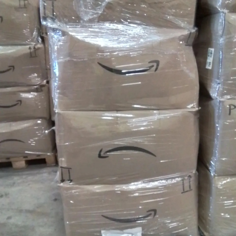 PALLET TO CONTAIN A LARGE QUANTITY OF TABLET CASES AND SCREEN PROTECTORS